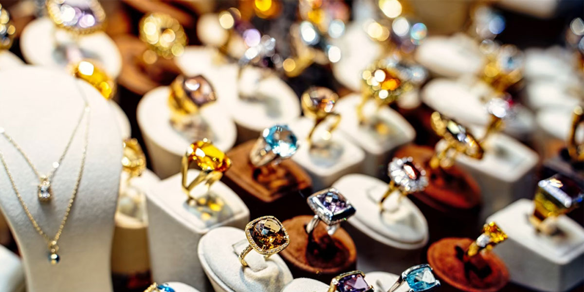 อัญมณีคุณภาพ